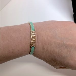 🌟🌟🌟 3 for $25-Vera Bradley. ‘Mom’  bracelet